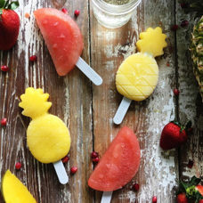 Eisfrüchte am Stiel Ananas 