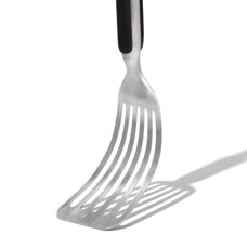 Spatule à barbecue flexible