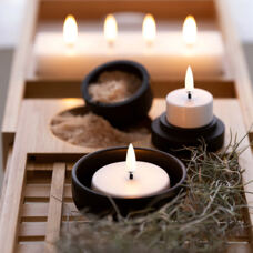 LED tea light large with AKKU
2 pieces