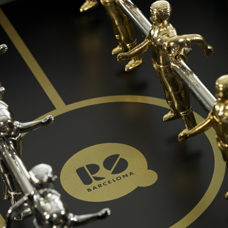 EL FUTBOL Tischfussball 
RS-3 Holz / Gold 