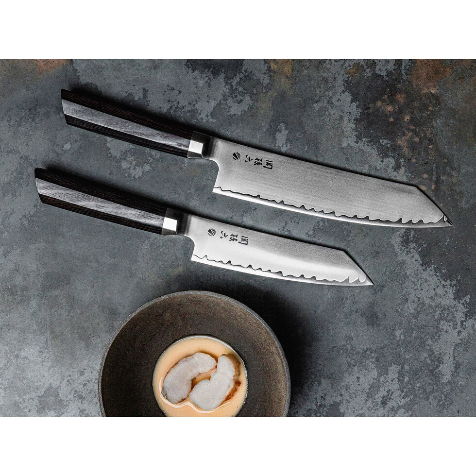 Kaname
Kiritsuke kitchen knife
15 cm 