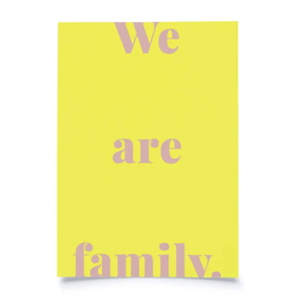 Carte postale
"We are family" Carte postale
"We are family"