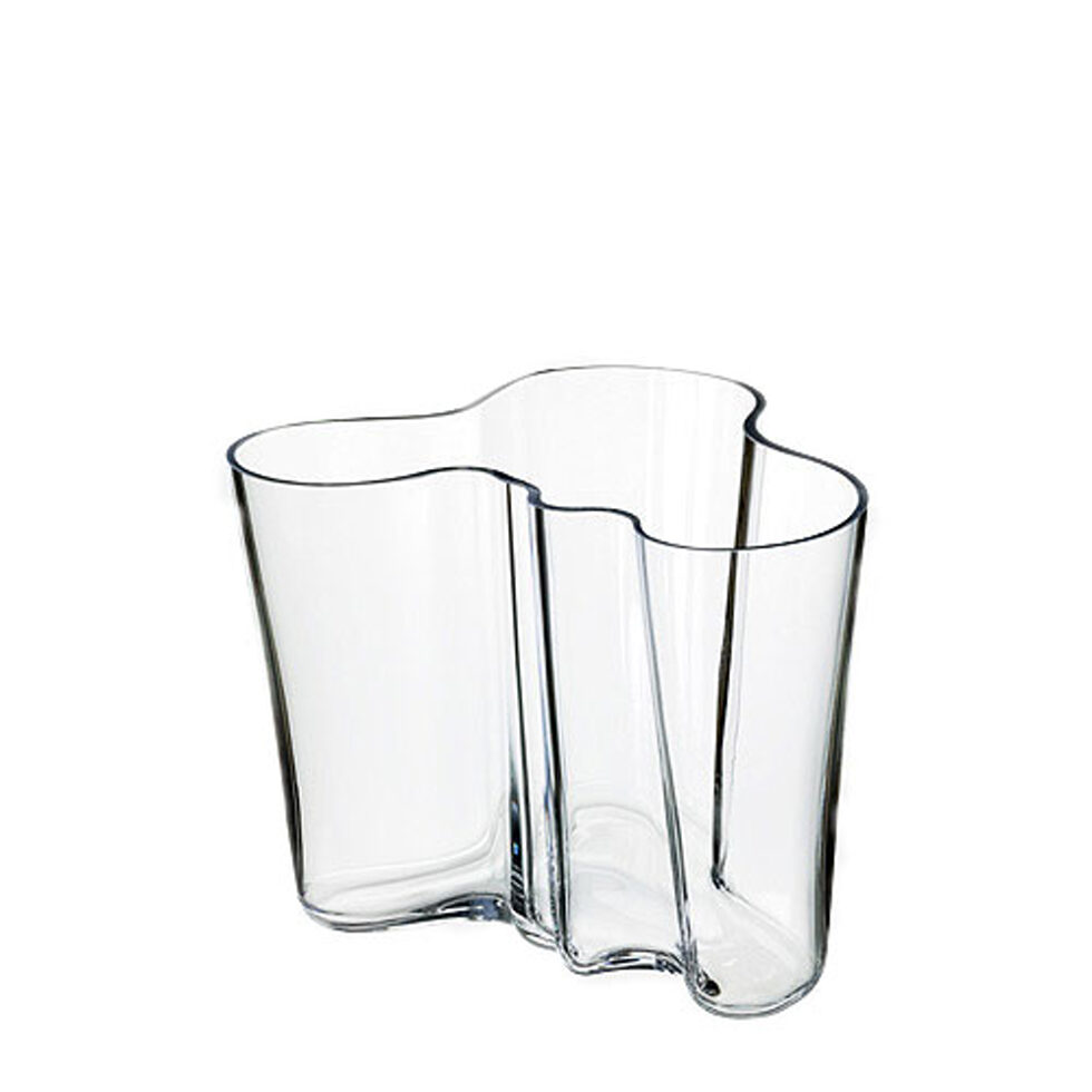 AALTO
Gewellte Vase 16.0 cm klar AALTO
Gewellte Vase 16.0 cm klar