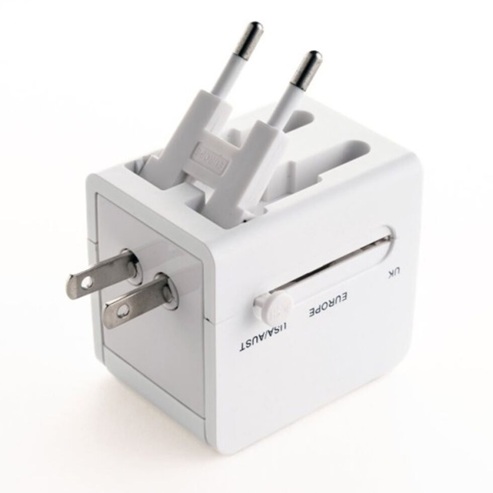 Travel adapter 