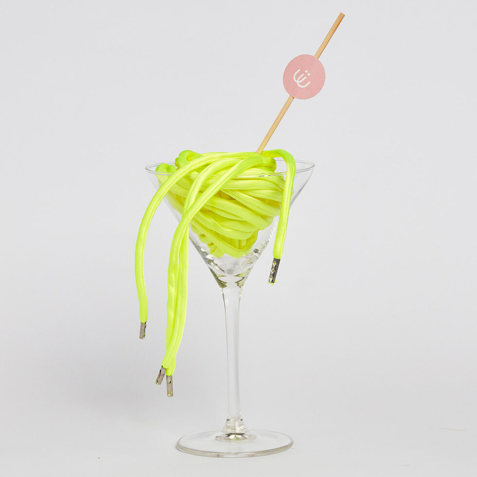 Shoelace neon yellow
120 cm 