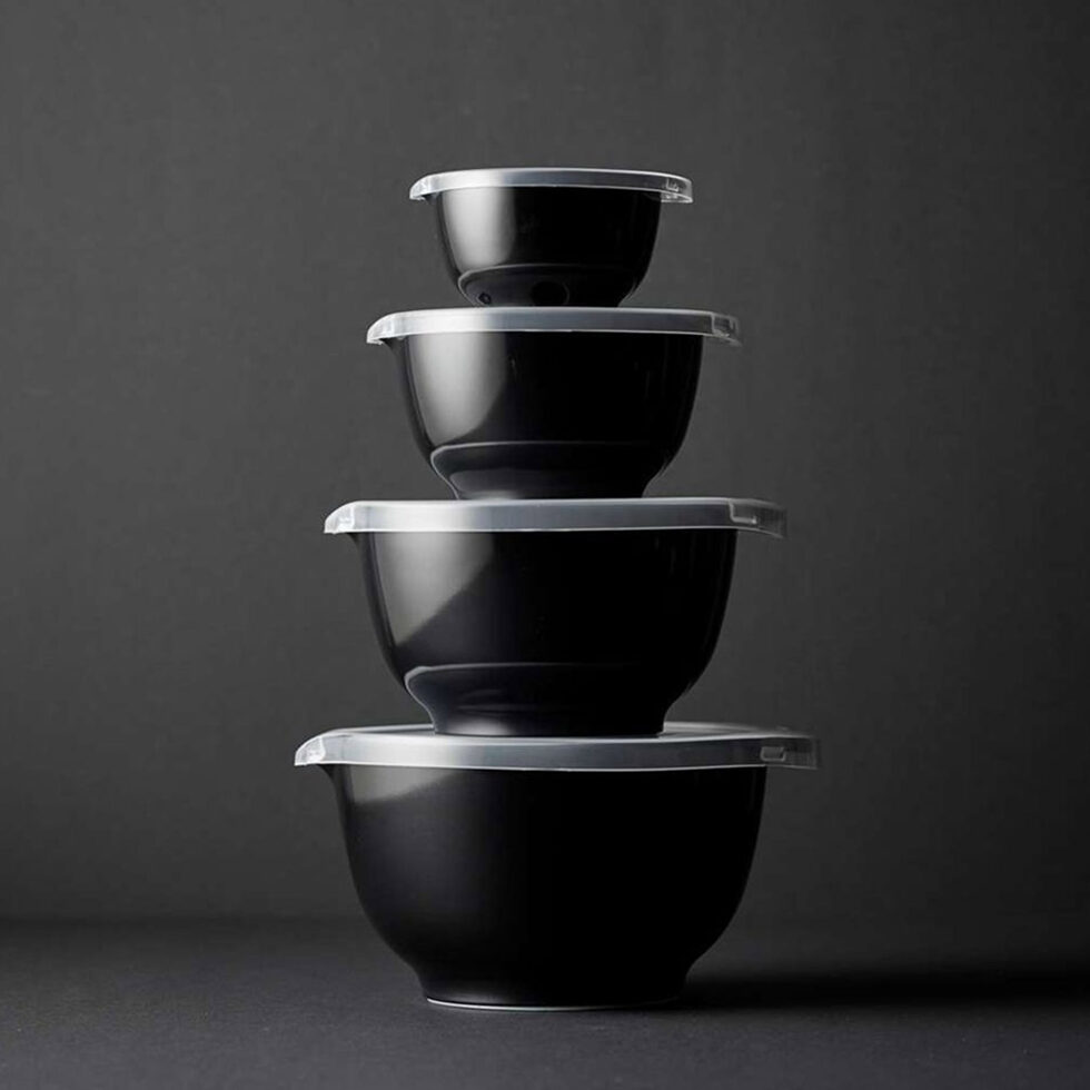 Lid to dough bowl
1.5 lt 