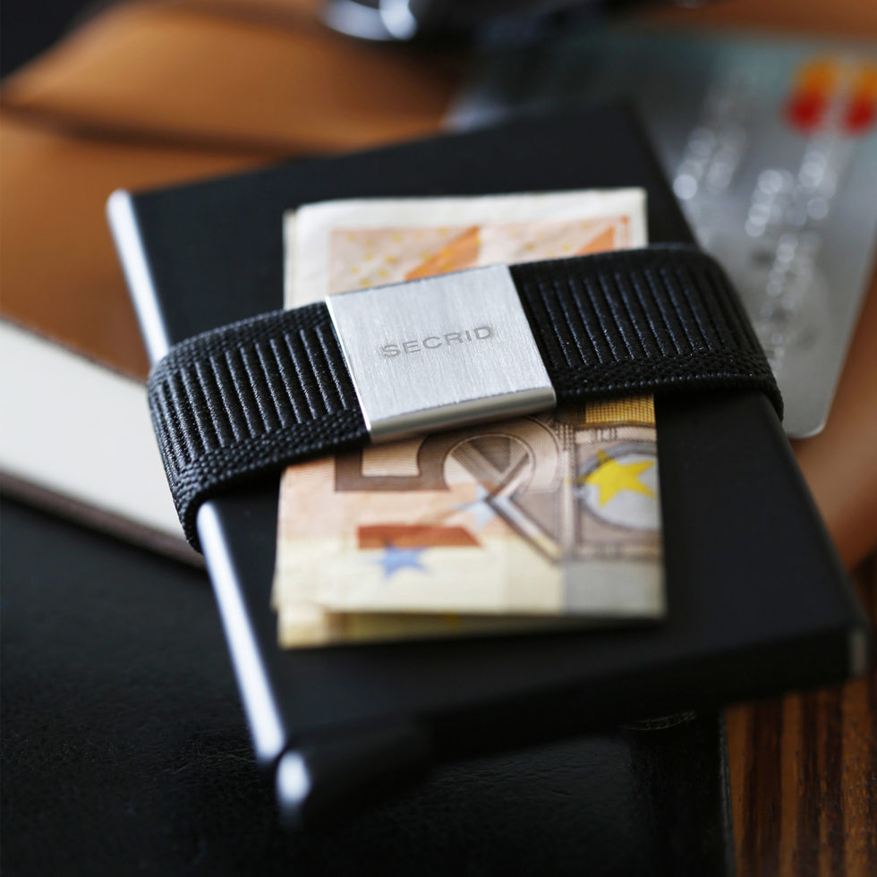 Cardprotektor 
schwarz 