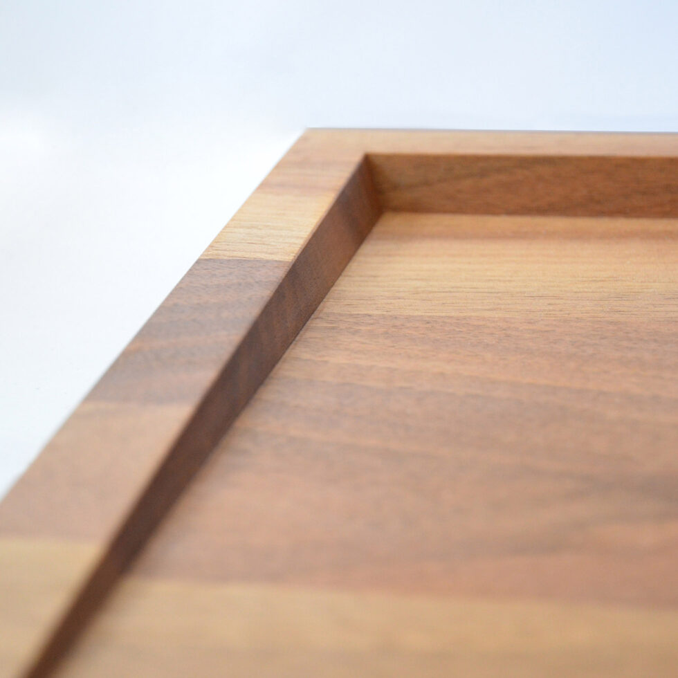 Planche en bois de noyer
50 x 39 cm 